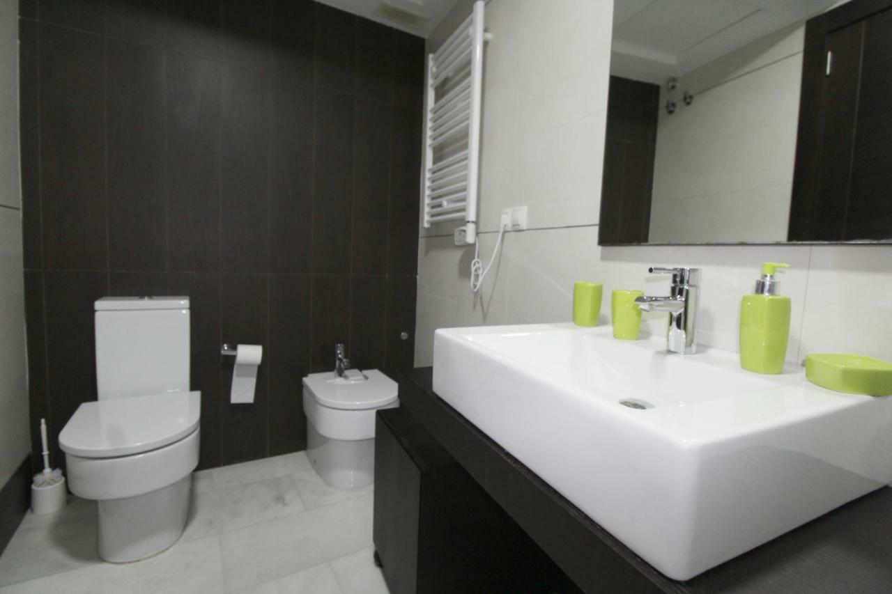 Precioso Apartamento Al Lado De Las Torres De Serrano Valensiya Dış mekan fotoğraf